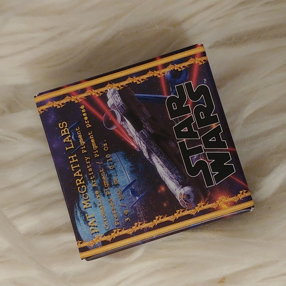💝FIRM! NWT PAT MCGRATH LABS STAR WARS CHROMALUXE ARTISTRY PIGMENT EXTRAGALACTIC - Picture 8 of 10